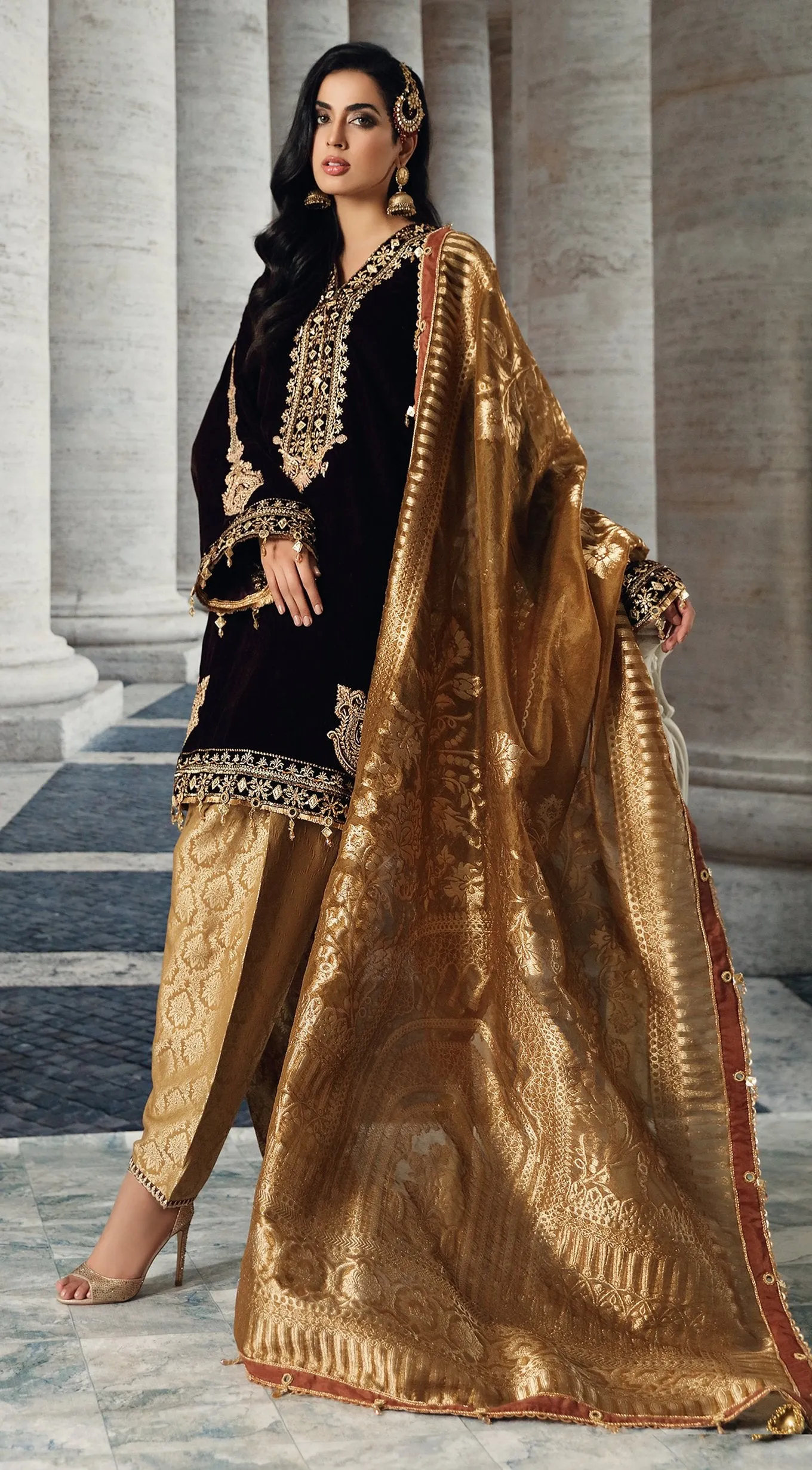 Anaya by Kiran Chaudhry – Velour De Luxe Velvet Collection – BELLA