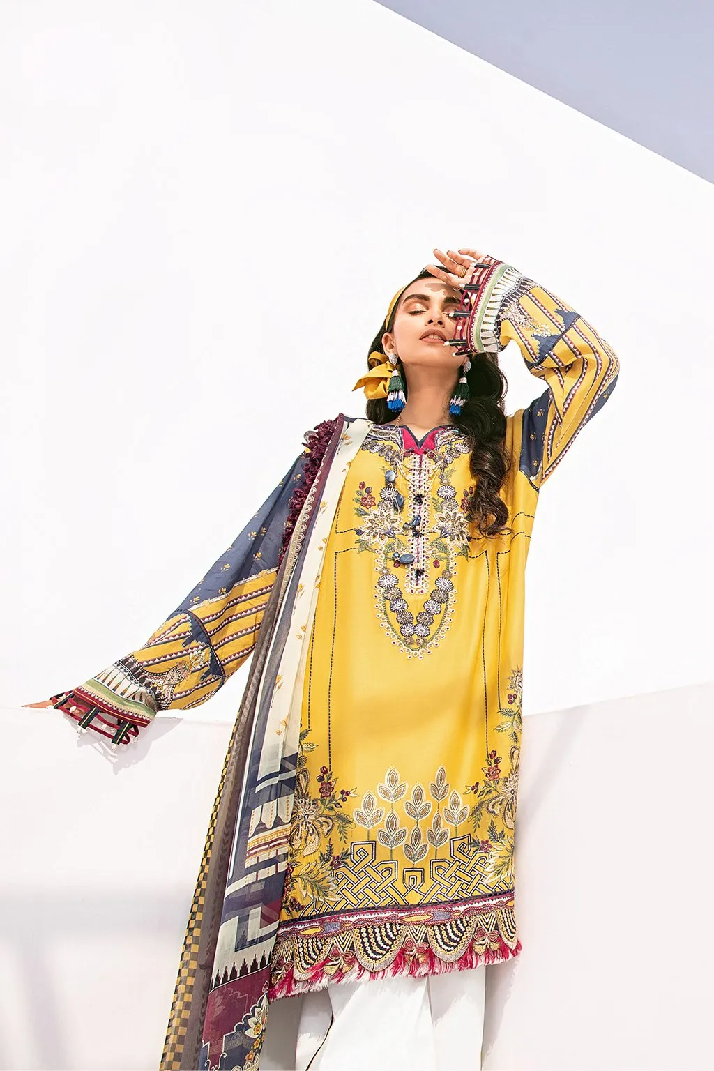 Baroque Fuchsia Lawn Collection 2020 – SOSNY