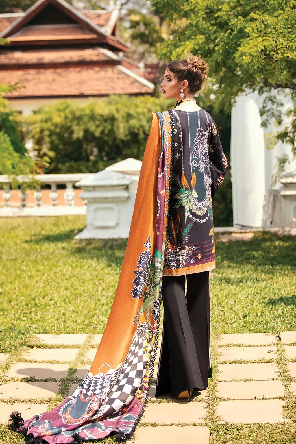 Baroque Luxury Lawn Collection – Black Treasure