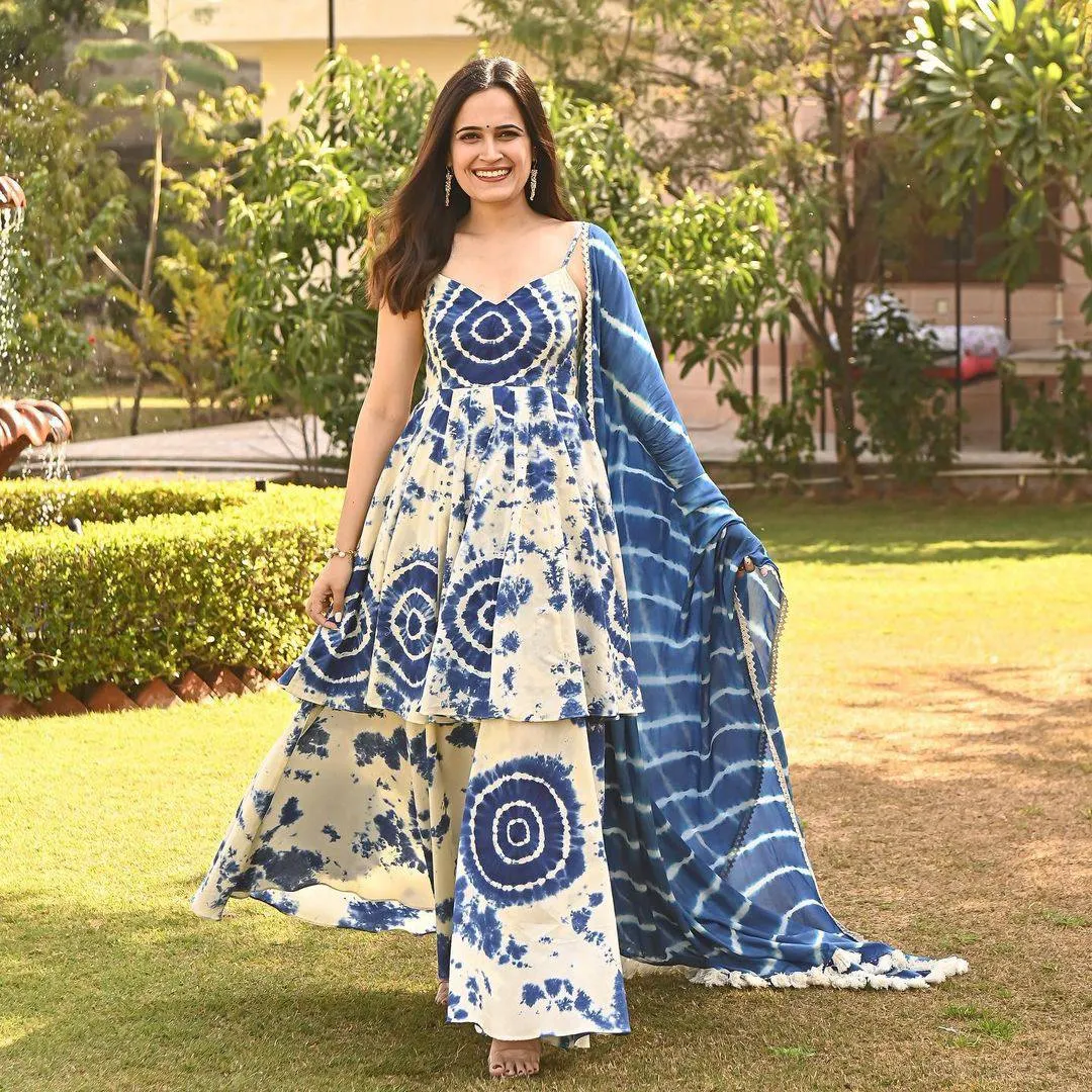 Beautiful Printed Blue and White Color Palazzo Suit