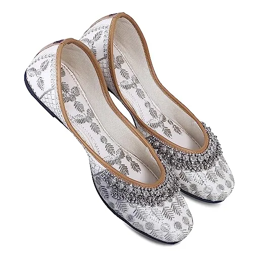 DFR Women’s Rajasthani Embroidered with Payal Punjabi Mojari’s Juttis Jutis Shoe, Cream, UK Size 8