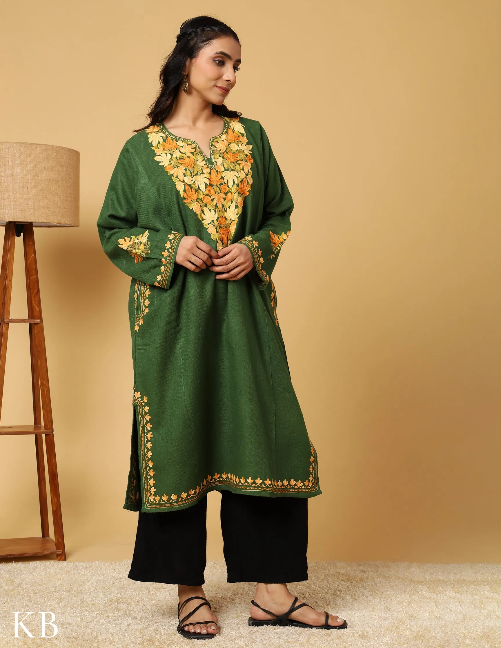 Green Aari Embroidered Fine Cashmilon Phiran