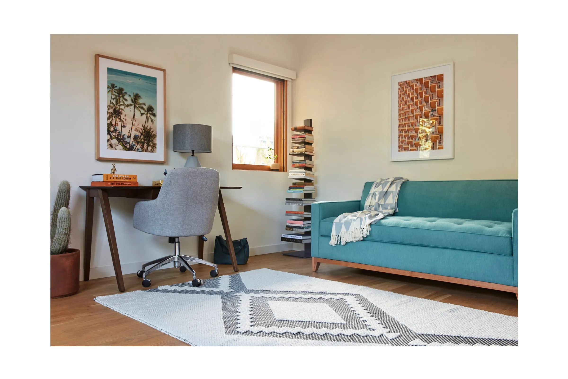 Monroe Drive Apartment Size Sofa :: Leg Finish: Espresso / Size: Apartment Size - 68"w