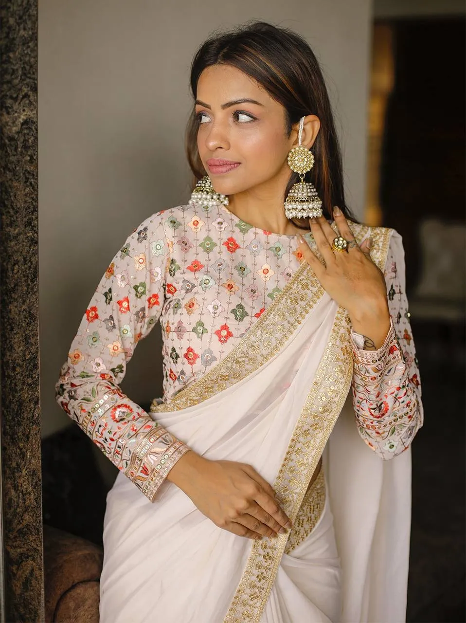 Off White Georgette Embroidery Saree